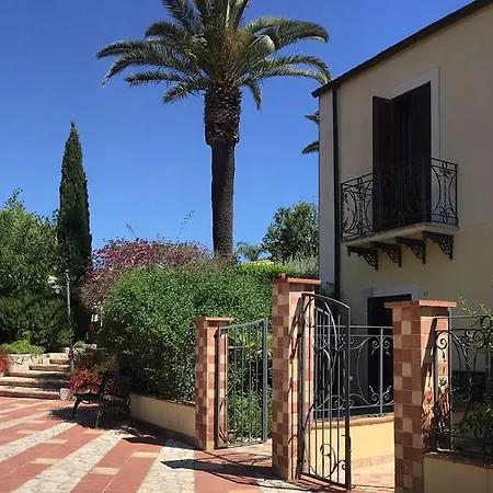 Il Sentiero Bed & Breakfast Syracuse