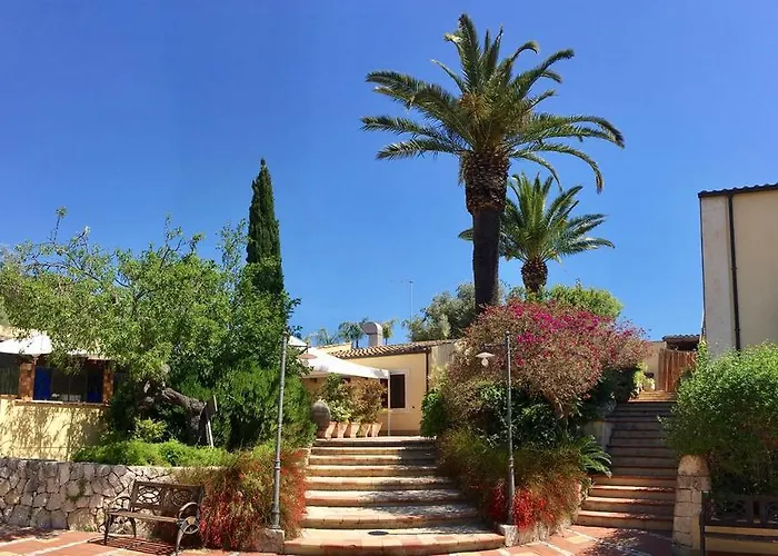 Il Sentiero Bed & Breakfast *