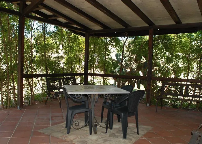 Il Sentiero Bed & Breakfast *