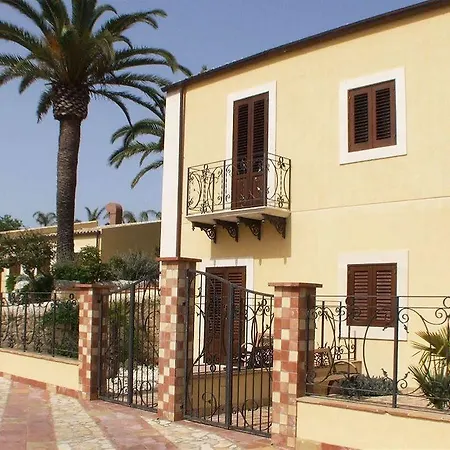 Il Sentiero Bed & Breakfast *