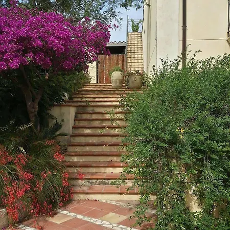 Alojamento de Acomodação e Pequeno-almoço Il Sentiero Syracuse